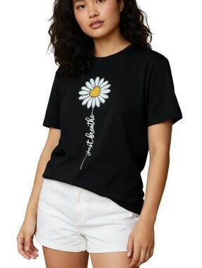 NEW Black Cotton Graphic T-Shirt Graphic Daisy and Just Breathe Print, Size M